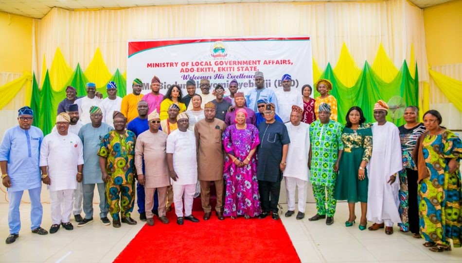 Oyebanji lauds Outgoing LG Bosses over good performance